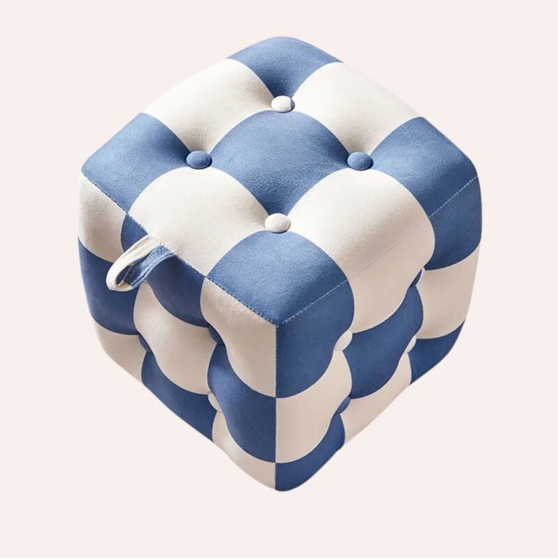 Pouf Design Sculptural Damier Orange Blanc Artistique Décoratif Moderne – Image 3